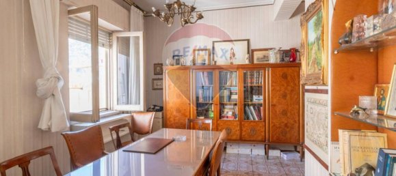 3 Schlafzimmer Wohnung in Palermo, Italy, Nr. 291411 10