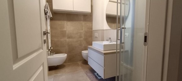 Casa de 3 divisões em Carrara, Italy N.º 51390 11