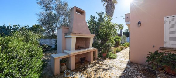 8-salle Villa à Gallipoli, Italy No. 232829 6