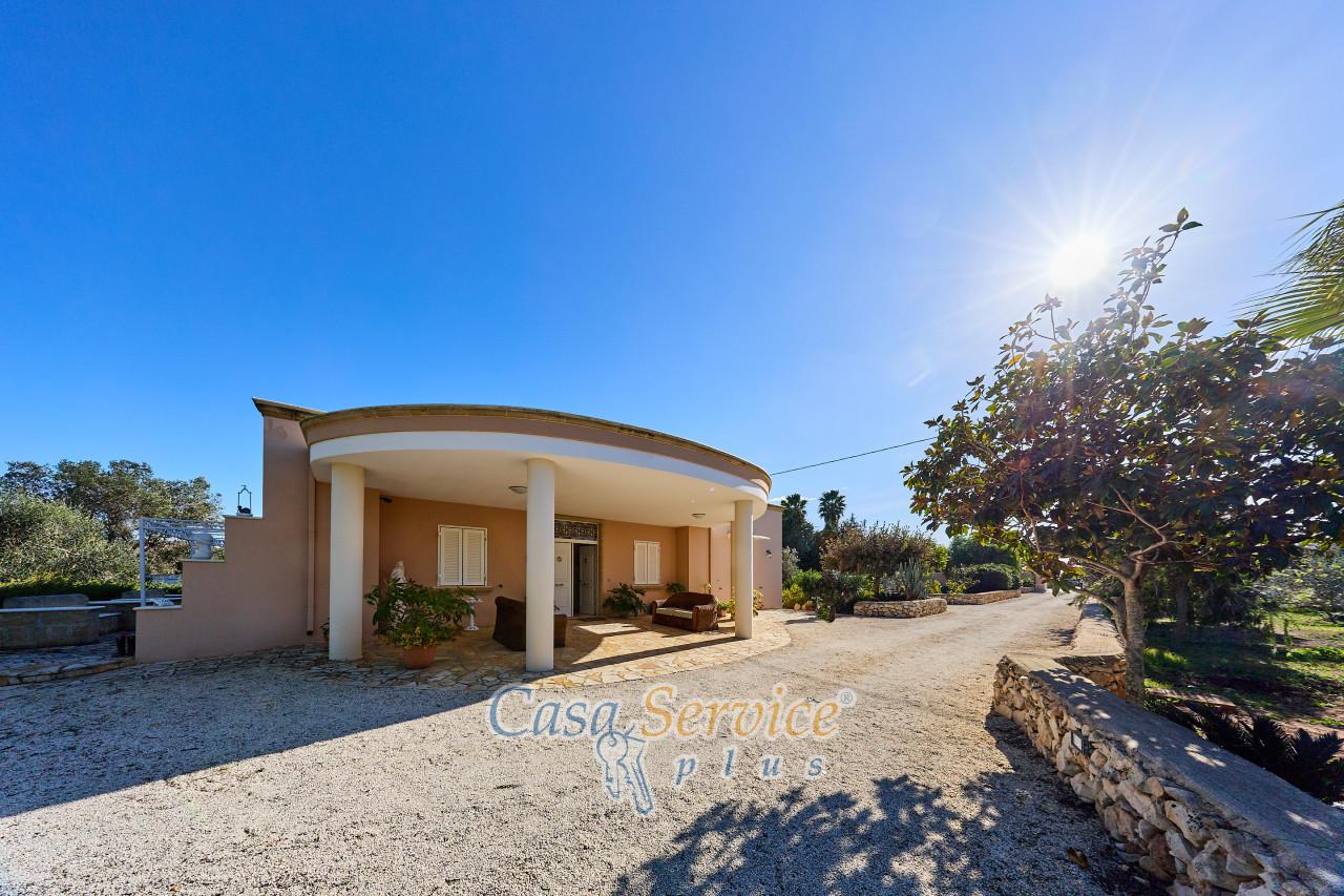 Вилла с 8 комнатами в Gallipoli, Италия № 232829