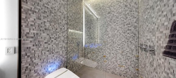 3 Schlafzimmer Gewerbliche Immobilien in Miami, USA, Nr. 615331 14