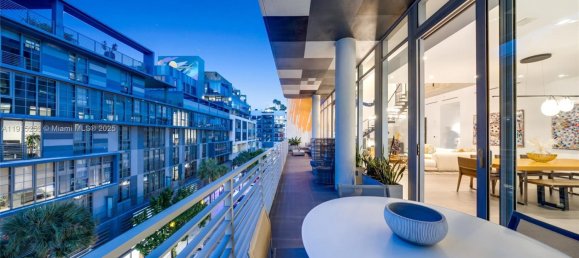 3 Schlafzimmer Gewerbliche Immobilien in Miami, USA, Nr. 615331 5
