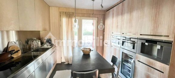 Вилла с 10 спальнями в Удине, Италия № 165798 27