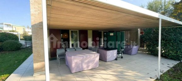 Вилла с 10 спальнями в Удине, Италия № 165798 14