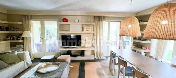 Вилла с 10 спальнями в Удине, Италия № 165798 25