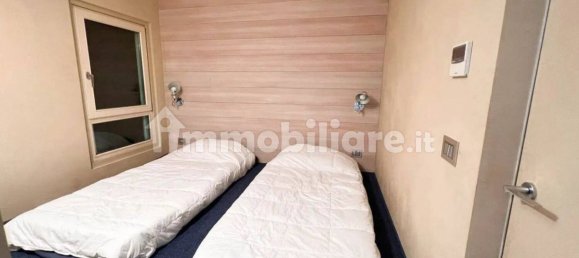 Вилла с 10 спальнями в Удине, Италия № 165798 5