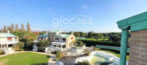 Вилла с 10 спальнями в Удине, Италия № 165798 15