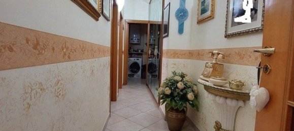 Apartamento de 3 habitaciónes en Foggia, Italy No. 265700 9