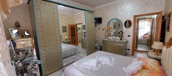 Apartamento de 3 habitaciónes en Foggia, Italy No. 265700 11