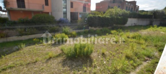 3 rooms Commercial property in San Benedetto del Tronto, Italy No. 202188 10