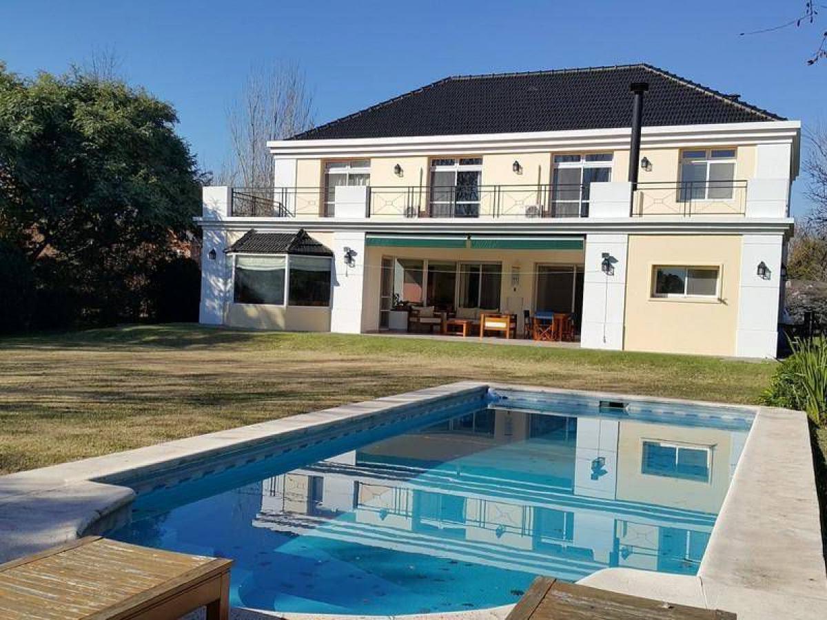 5 غرف نوم منزل في Berazategui, Argentina رقم 69575