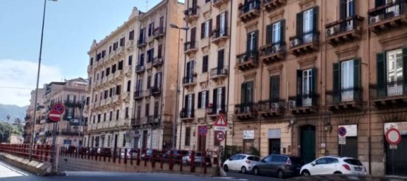 Apartamento de 5 dormitorios en Palermo, Italy No. 328604 16