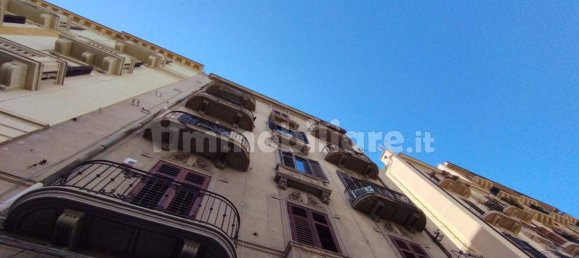 Apartamento de 5 dormitorios en Palermo, Italy No. 328604 35