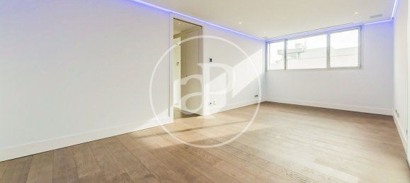 5 غرف نوم تاون هاوس في Madrid, Spain رقم 28821 11