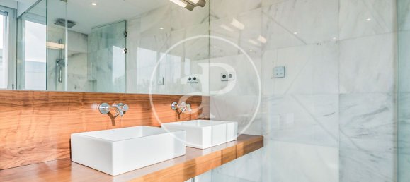 5 غرف نوم تاون هاوس في Madrid, Spain رقم 28821 13