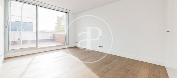 5 غرف نوم تاون هاوس في Madrid, Spain رقم 28821 17