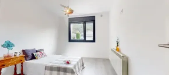 4 bedrooms House in Chartered Community of Navarre, Spain No. 144883 7