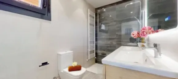 4 bedrooms House in Chartered Community of Navarre, Spain No. 144883 9