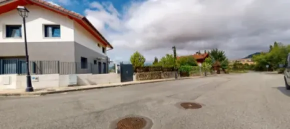 4 bedrooms House in Chartered Community of Navarre, Spain No. 144883 23