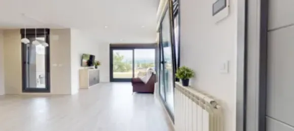 4 bedrooms House in Chartered Community of Navarre, Spain No. 144883 2