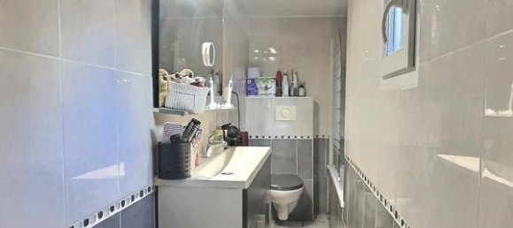 2 bedrooms House in Marseille, France No. 327390 5