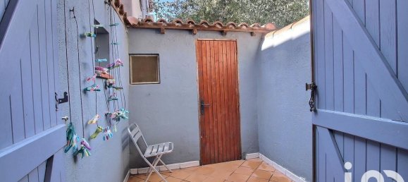 2 bedrooms House in Marseille, France No. 327390 4