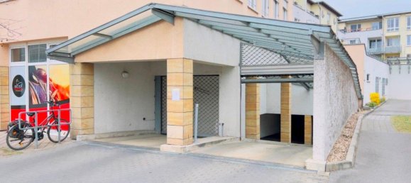  موقف سيارات في Dresden, Germany رقم 228002 4