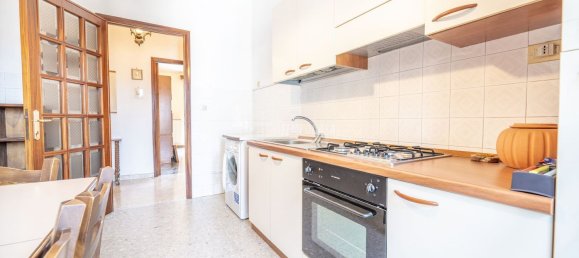 4 rooms Duplex in Viterbo, Italy No. 217307 5