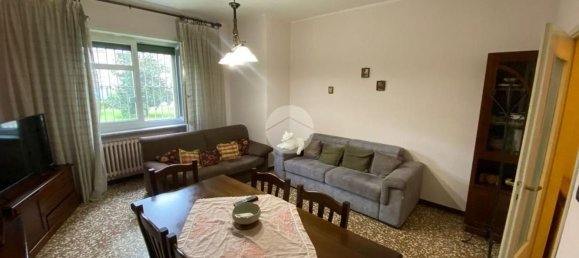 4 bedrooms Apartment in Settimo Torinese, Italy No. 379500 9