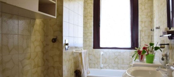 5 Schlafzimmer Wohnung in Trento, Italy, Nr. 380224 11