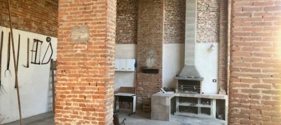 4 bedrooms House in Breme, Italy No. 318943 32