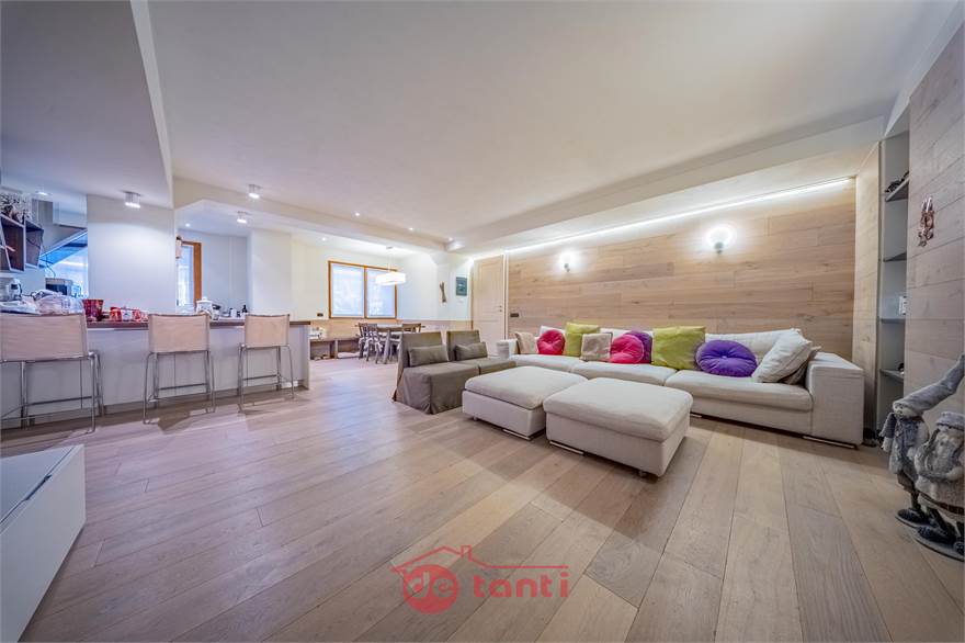 2 bedrooms Apartment in Madesimo, Italy No. 400882