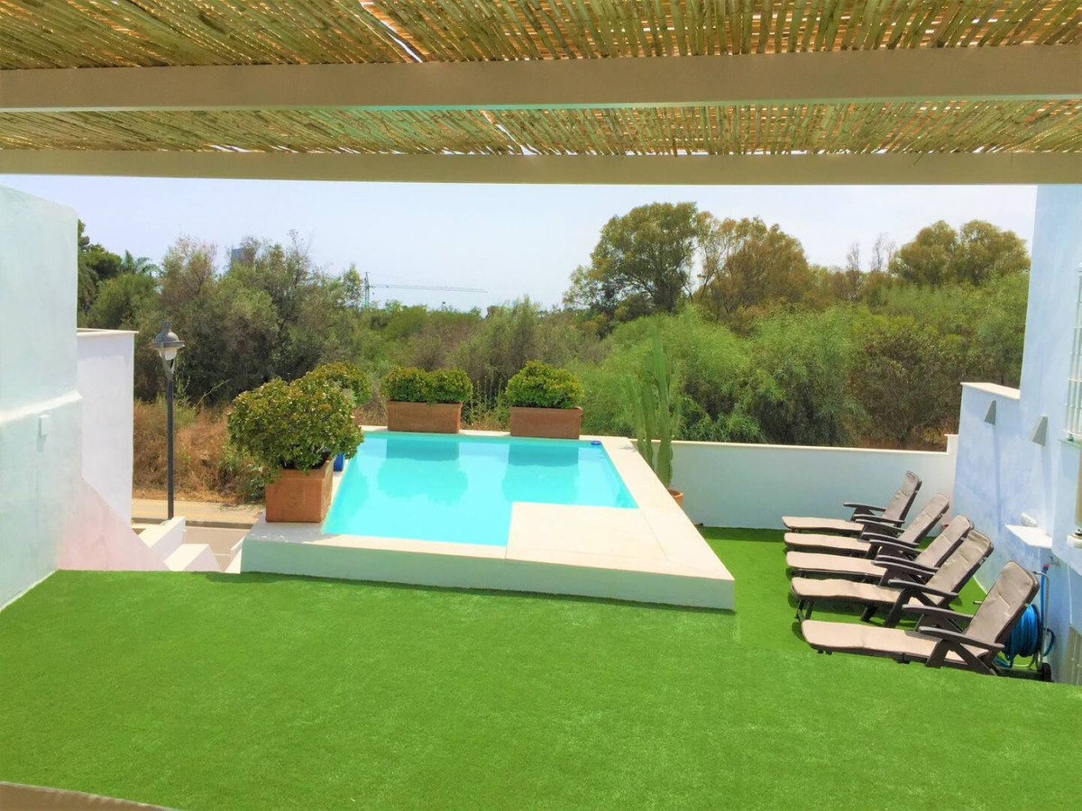 Villa T7 em Marbella, Spain N.º 28706