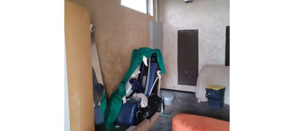 120m² Commercial property in Rome, Italy No. 52033 10