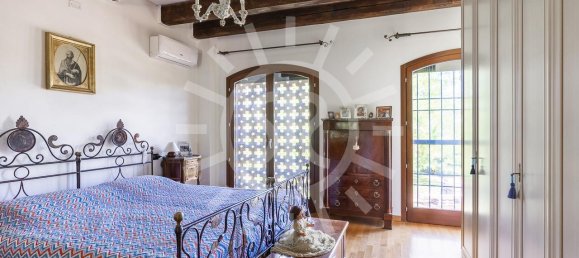 5-Zimmer Haus in Budrio, Italy, Nr. 137969 3