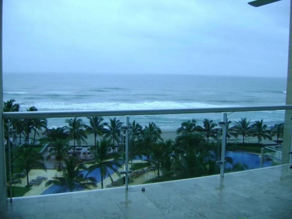 4 bedrooms Apartment in Guerrero, Mexico No. 171689