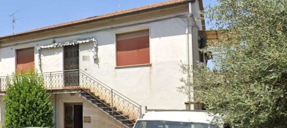 78m² Commercial property in Pistoia, Italy No. 295653 6