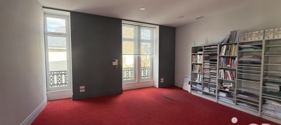 300m² Building in Angers, France No. 300007 5