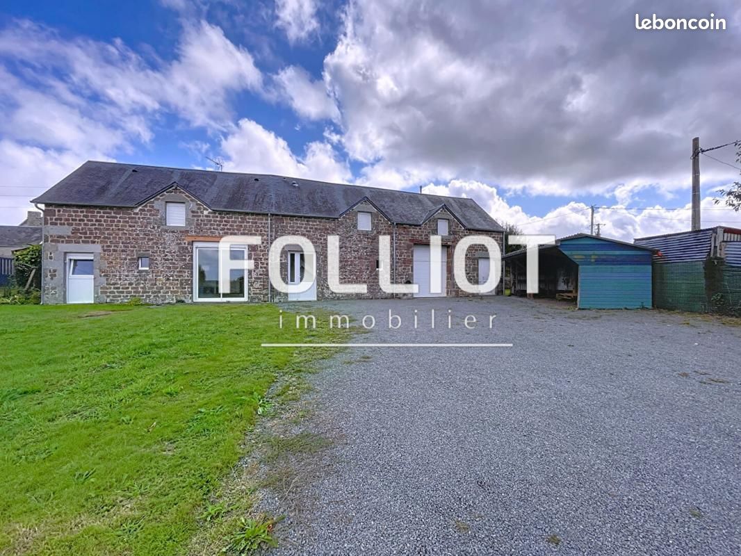 Casa de 3 dormitorios en Gavray-sur-Sienne, France No. 357224