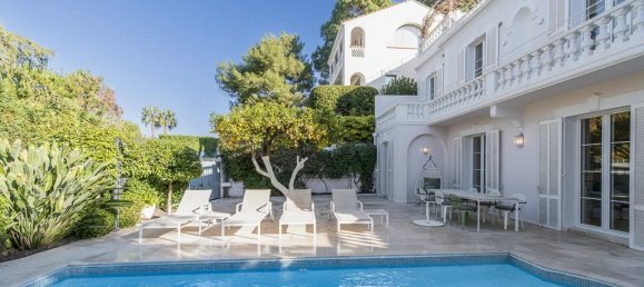 4 bedrooms Villa in Antibes, France No. 2046 7