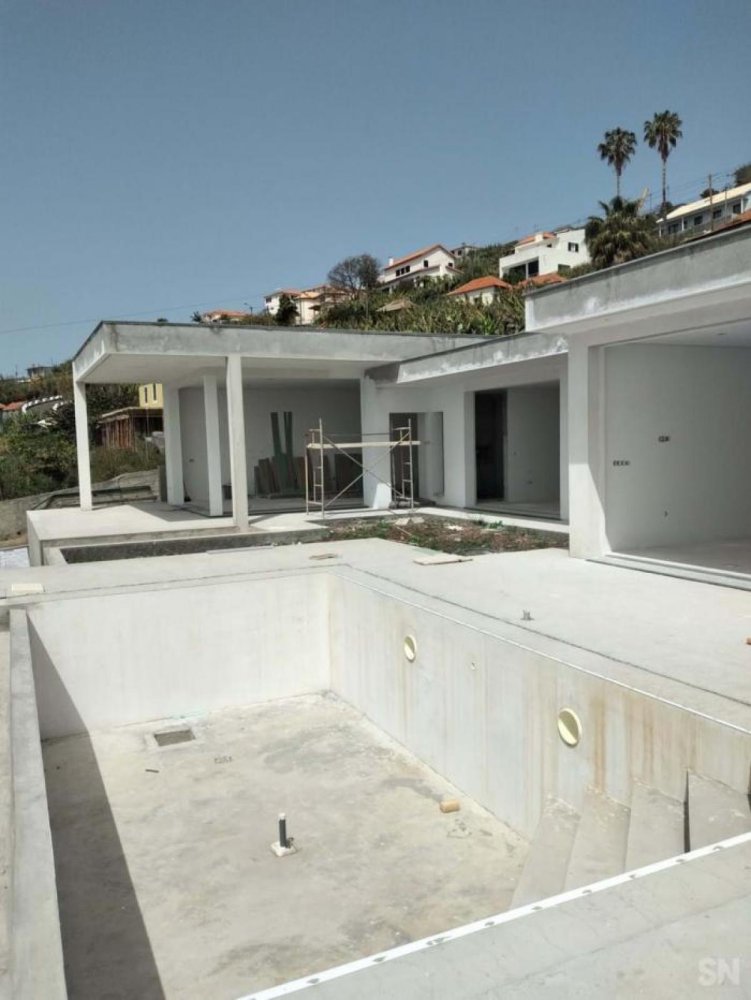 4 غرف نوم فيلا في Calheta, Portugal رقم 393