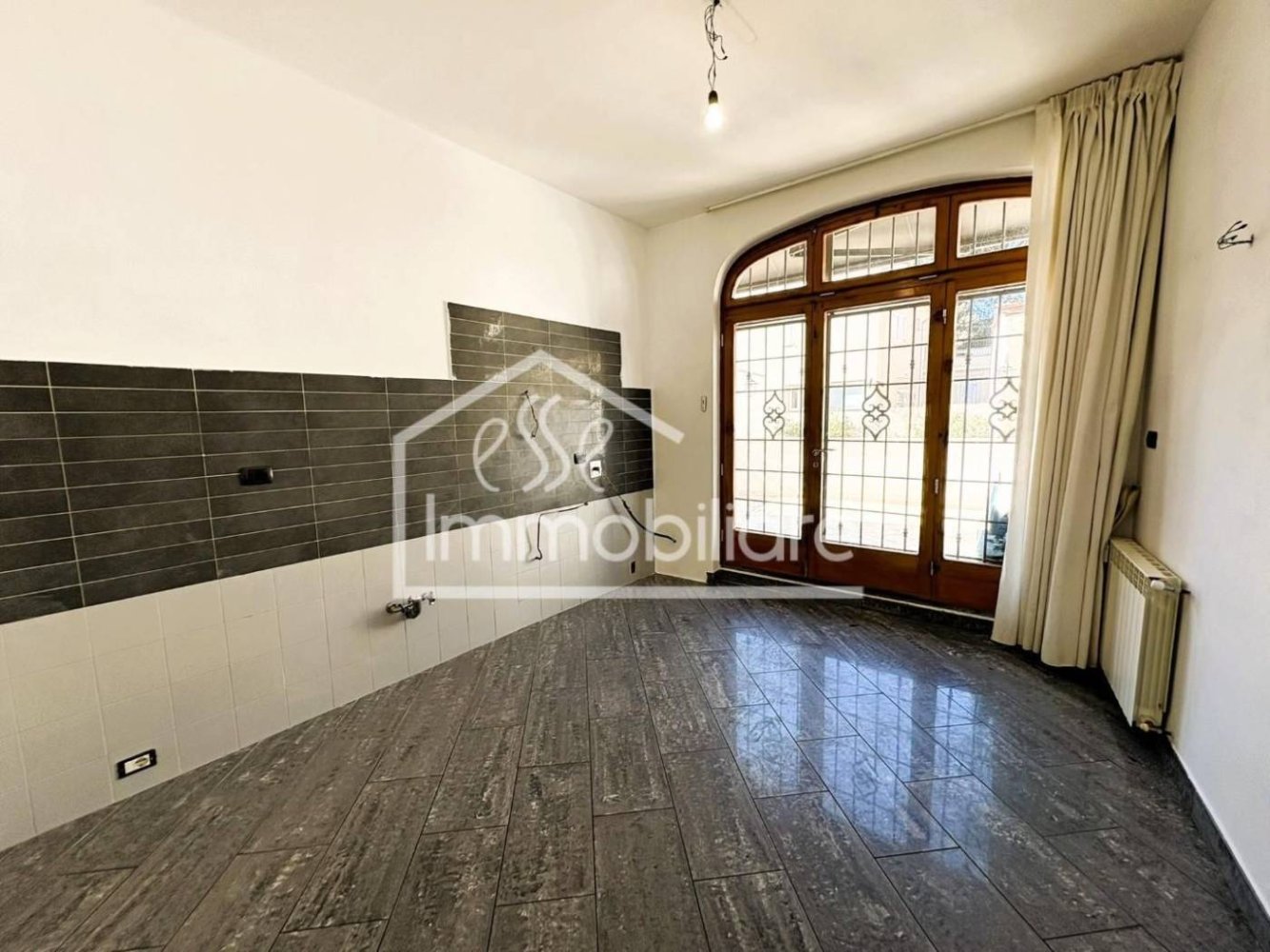 3 bedrooms Apartment in Empoli, Italy No. 215755