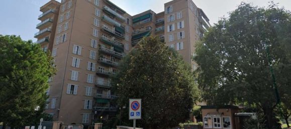 2-salle Appartement à Sesto San Giovanni, Italy No. 96938 3