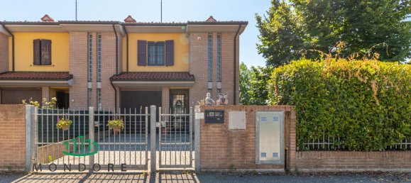 Villa de 2 dormitorios en San Giovanni in Persiceto, Italy No. 354368 4
