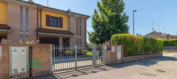 Villa de 2 dormitorios en San Giovanni in Persiceto, Italy No. 354368 3