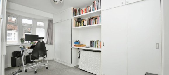 3 bedrooms House in Thornton Heath, United Kingdom No. 11600 11