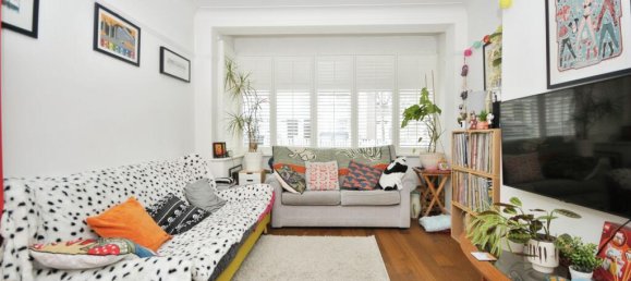 3 bedrooms House in Thornton Heath, United Kingdom No. 11600 3