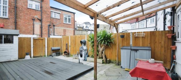 3 bedrooms House in Thornton Heath, United Kingdom No. 11600 15