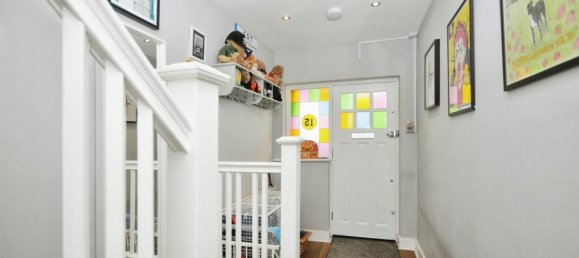 3 bedrooms House in Thornton Heath, United Kingdom No. 11600 8