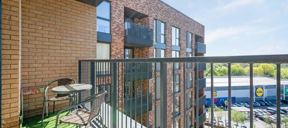 2 bedrooms Apartment in London, United Kingdom No. 9629 6